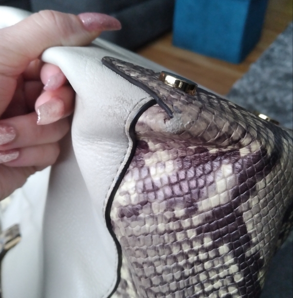 Michael Kors snakeskin purse - Picture 10 of 16